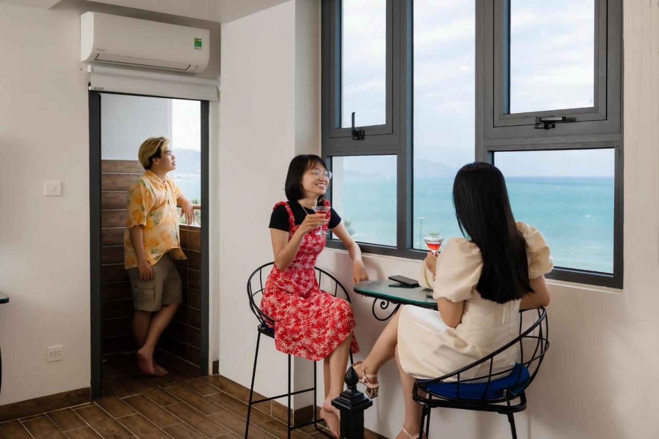 Azura Gold Hotel & Apartment Нячанг Екстер'єр фото
