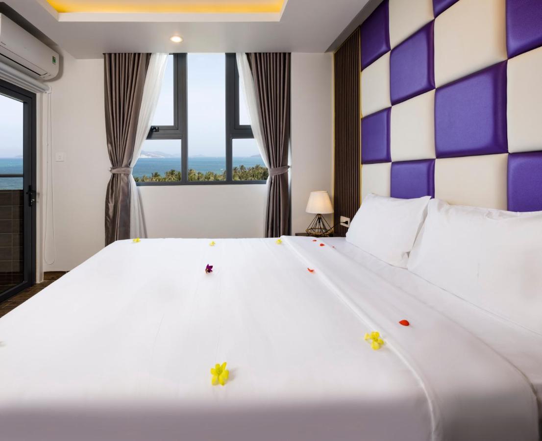 Azura Gold Hotel & Apartment Нячанг Екстер'єр фото
